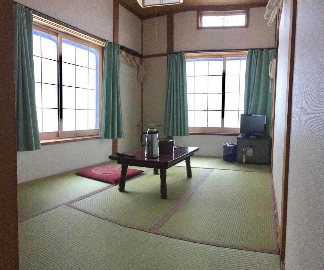 Yamakyuso Hotel Otari Екстериор снимка